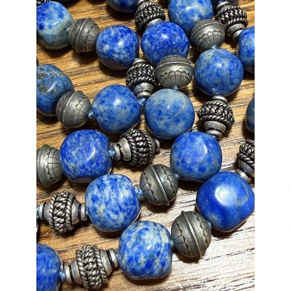 Native Pearl Lapis Lazuli Desert Southwest Native Bench Bead Silver Necklace 31